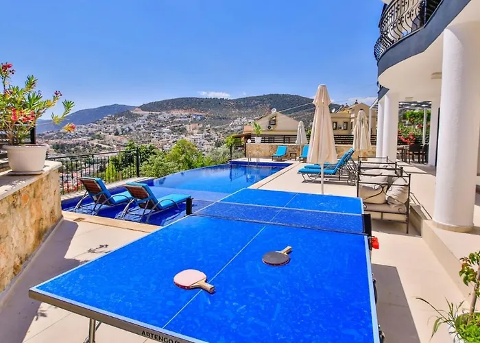 4 Bedroom 4792 Villa