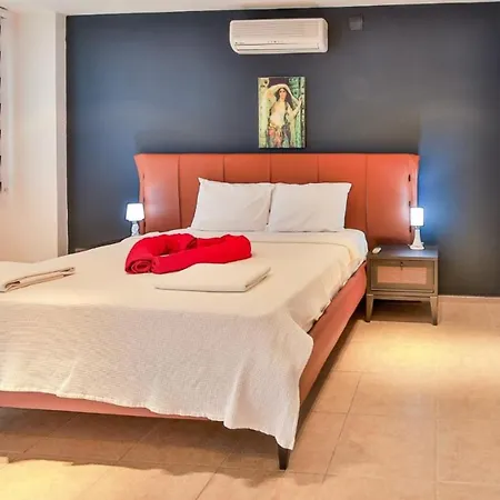 Villa 4 Bedroom 4792