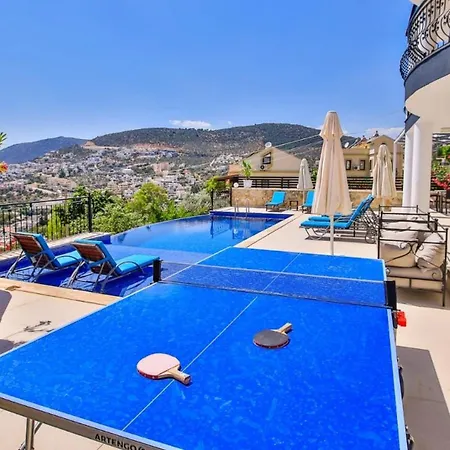 4 Bedroom 4792 Villa
